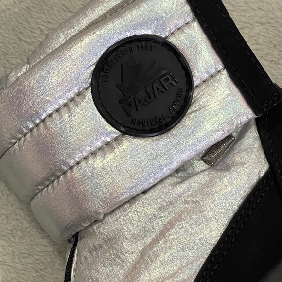 Women's Pajar Silver Snow Boots Women's Size 7 Size 7.5 Platform - Picture 4 of 14